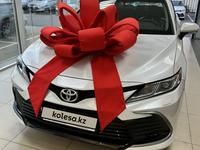 Toyota Camry 2023 года за 17 800 000 тг. в Уральск