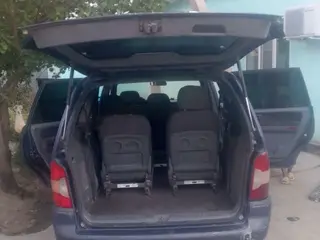 Hyundai Trajet, 2001
