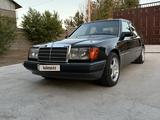 Mercedes-Benz E 230 1992 года за 2 800 000 тг. в Шымкент