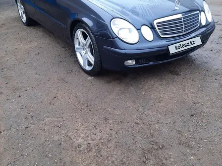 Mercedes-Benz E 240 2003 года за 5 000 000 тг. в Астана – фото 5