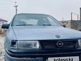 Opel Vectra 1990 года за 700 000 тг. в Актау – фото 2