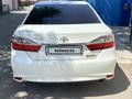 Toyota Camry 2018 годаүшін13 700 000 тг. в Семей – фото 4