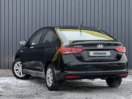 Hyundai Accent 2020 года за 8 500 000 тг. в Актобе – фото 3