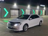 Toyota Camry 2013 года за 8 500 000 тг. в Актобе – фото 2