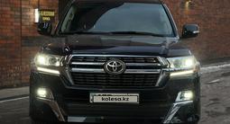 Toyota Land Cruiser 2019 года за 41 000 000 тг. в Астана – фото 2