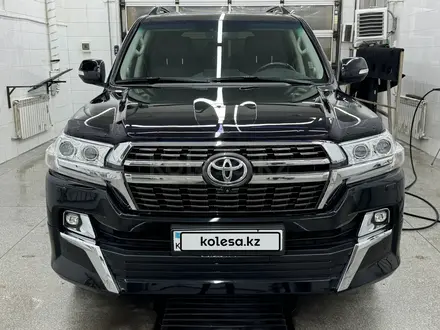 Toyota Land Cruiser 2019 года за 39 900 000 тг. в Астана – фото 2