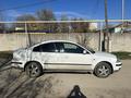 Volkswagen Passat 2002 годаfor2 500 000 тг. в Алматы – фото 2