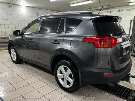 Toyota RAV4 2014 года за 11 000 000 тг. в Уральск – фото 3