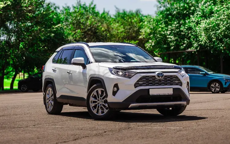 Toyota RAV4 2021 годаүшін19 500 000 тг. в Астана