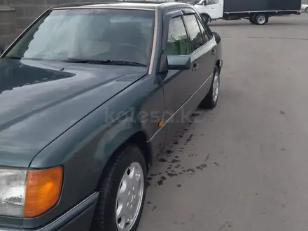 Mercedes-Benz E 230 1992 года за 1 600 000 тг. в Алматы – фото 13