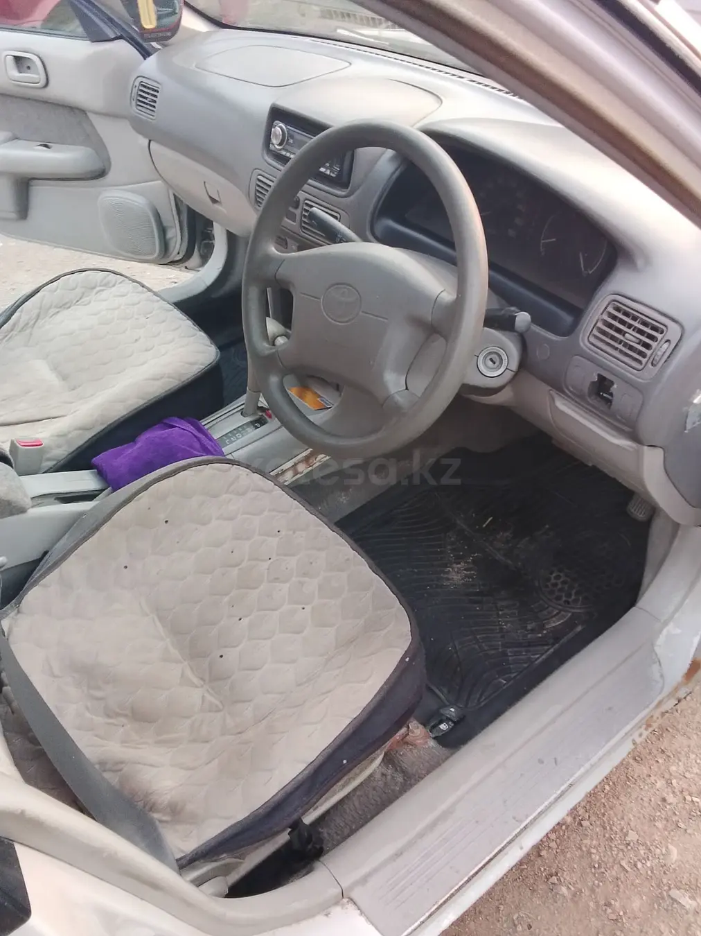 Toyota Sprinter, 1998