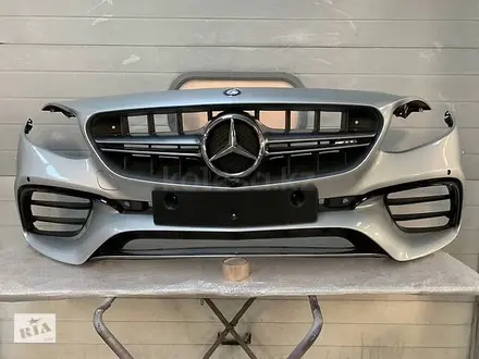 Передний бампер на Mercedes-Benz W213 E-class (2016-2020) за 100 000 тг. в Алматы