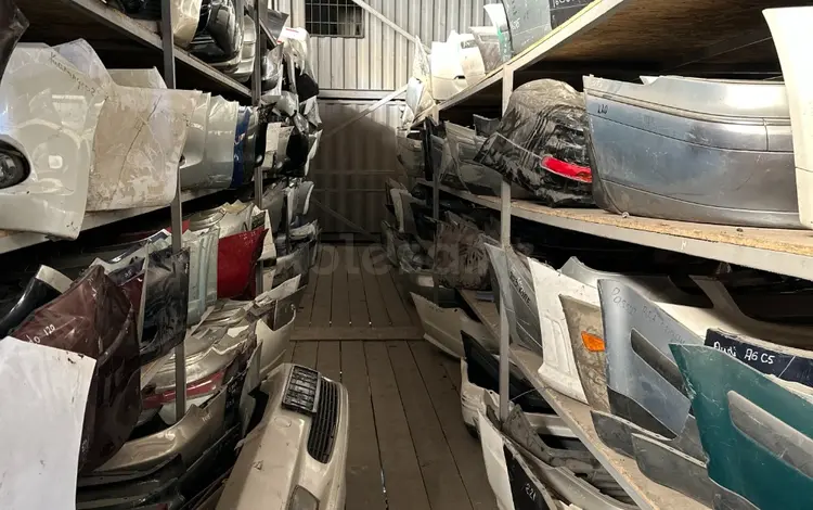 Бампер передний задний на БМВ за 2 025 тг. в Петропавловск