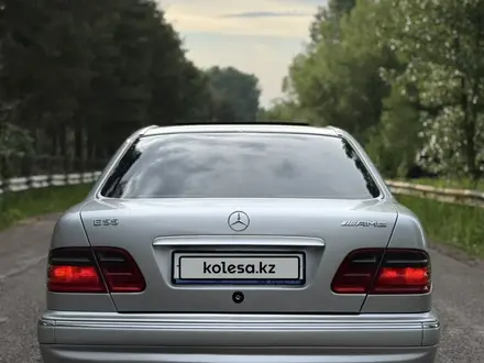 Mercedes-Benz E 320 2000 года за 5 900 000 тг. в Алматы – фото 4