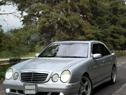 Mercedes-Benz E 320 2000 года за 5 900 000 тг. в Алматы – фото 3