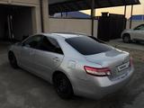 Toyota Camry 2010 годаүшін4 200 000 тг. в Кульсары – фото 2