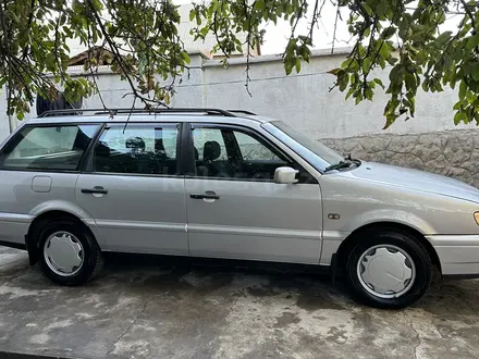 Volkswagen Passat 1995 года за 2 800 000 тг. в Шымкент – фото 3