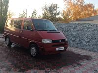 Volkswagen Caravelle 1995 годаүшін3 000 000 тг. в Павлодар