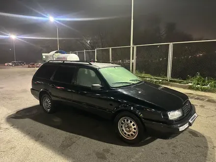 Volkswagen Passat 1994 года за 1 390 000 тг. в Алматы – фото 3