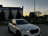 BMW X5 2019 года за 32 000 000 тг. в Астана – фото 2