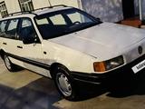 Volkswagen Passat 1993 годаfor1 650 000 тг. в Тараз – фото 2