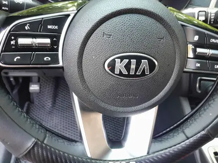 Kia K5 2020 года за 9 200 000 тг. в Алматы – фото 23