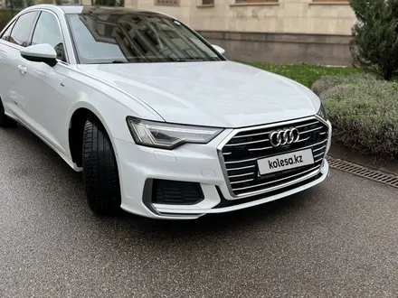 Audi A6 2021 года за 22 880 000 тг. в Алматы – фото 2