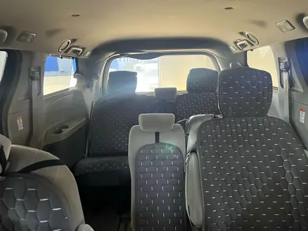 Toyota Sienna 2016 года за 11 950 000 тг. в Актобе – фото 6