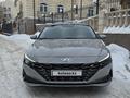 Hyundai Elantra 2021 года за 11 200 000 тг. в Караганда – фото 2