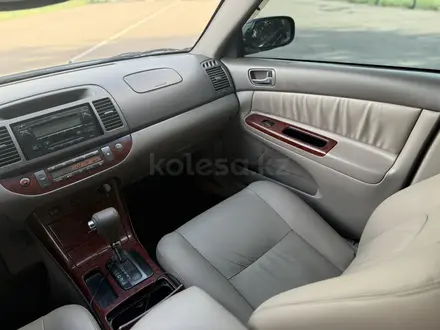 Toyota Camry 2004 года за 6 400 000 тг. в Алматы – фото 35