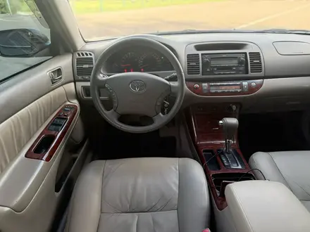 Toyota Camry 2004 года за 6 400 000 тг. в Алматы – фото 36