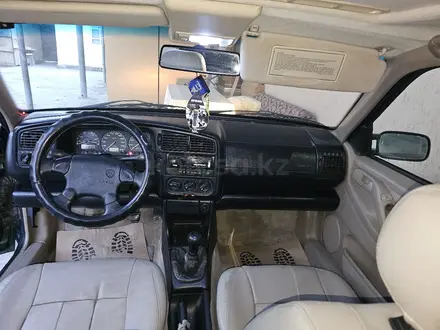 Volkswagen Passat 1996 года за 3 000 000 тг. в Шымкент – фото 9