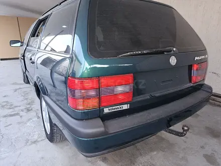 Volkswagen Passat 1996 года за 3 000 000 тг. в Шымкент – фото 16