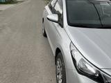Hyundai Accent 2023 года за 9 500 000 тг. в Тараз – фото 2