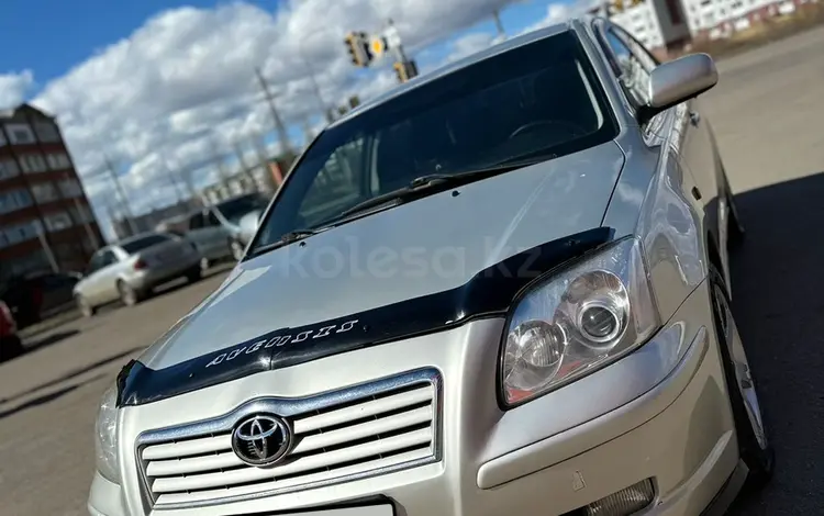 Toyota Avensis 2004 года за 5 000 000 тг. в Петропавловск