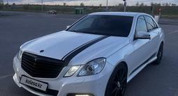 Mercedes-Benz E 200 2010 годаfor6 500 000 тг. в Караганда – фото 3