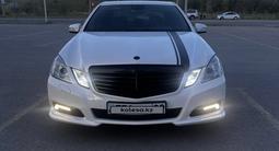 Mercedes-Benz E 200 2010 годаfor6 500 000 тг. в Караганда – фото 4