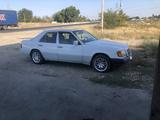 Mercedes-Benz E 200 1993 годаfor1 500 000 тг. в Тараз