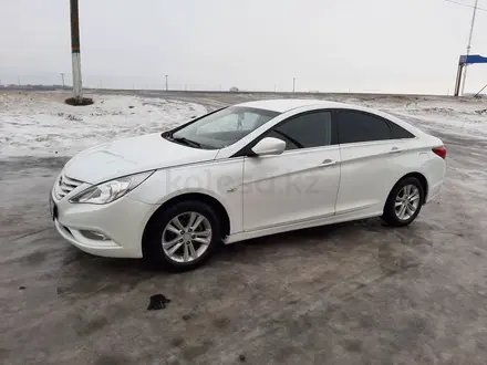 Hyundai Sonata 2011 года за 5 500 000 тг. в Караганда – фото 3