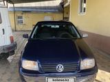 Volkswagen Jetta 2002 года за 1 000 000 тг. в Тараз