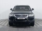 Volkswagen Touareg 2009 годаүшін4 250 000 тг. в Астана – фото 2