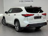 Toyota Highlander Luxe 2020 годаүшін24 900 000 тг. в Астана – фото 2