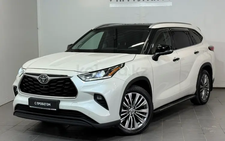 Toyota Highlander Luxe 2020 года за 24 900 000 тг. в Астана