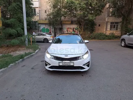 Kia Optima 2018 года за 8 300 000 тг. в Алматы – фото 6