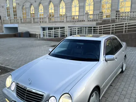 Mercedes-Benz E 320 2001 года за 9 000 000 тг. в Уральск – фото 34