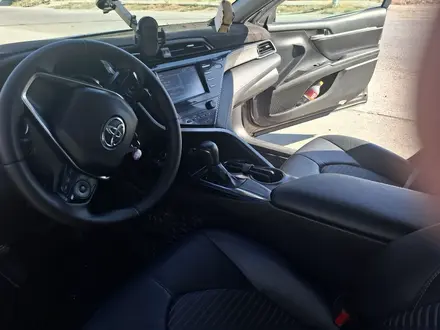 Toyota Camry 2019 года за 9 500 000 тг. в Кызылорда – фото 20