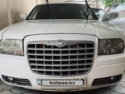 Chrysler 300C 2006 года за 4 800 000 тг. в Тараз – фото 4