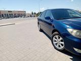 Toyota Camry 2004 годаүшін5 700 000 тг. в Актобе – фото 3