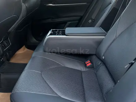Toyota Camry 2022 года за 17 100 000 тг. в Шымкент – фото 12