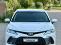 Toyota Camry 2022 года за 17 100 000 тг. в Шымкент – фото 5